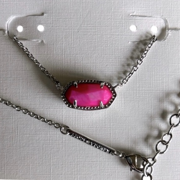 Kendra Scott Fuchsia and Silver Chain - Picture 3 of 3